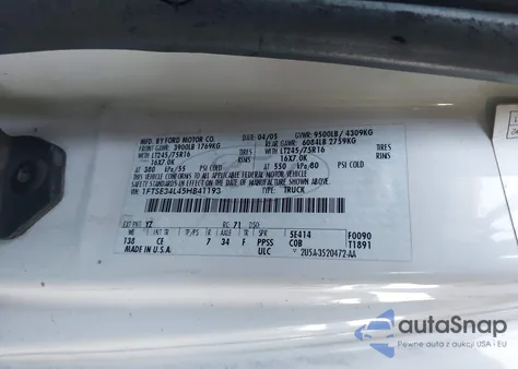 2005 Ford E-350 Super Duty Commercial/Recreational from USA, damaged, VIN 1FTSE34L45HB41193